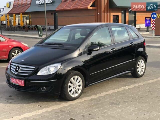 Чорний Мерседес Б-клас, об'ємом двигуна 1.7 л та пробігом 261 тис. км за 6900 $, фото 1 на Automoto.ua