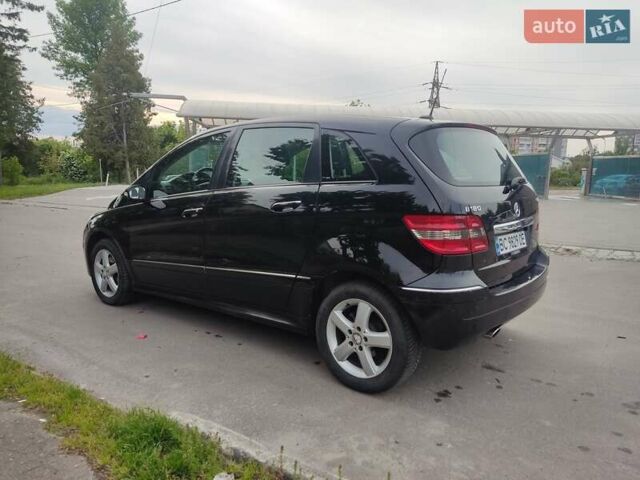 Черный Мерседес Б-класс, объемом двигателя 1.99 л и пробегом 270 тыс. км за 6899 $, фото 1 на Automoto.ua