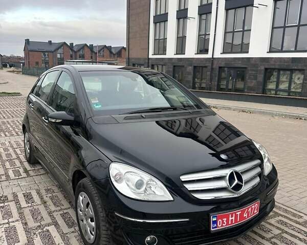 Чорний Мерседес Б-клас, об'ємом двигуна 1.7 л та пробігом 203 тис. км за 7500 $, фото 1 на Automoto.ua