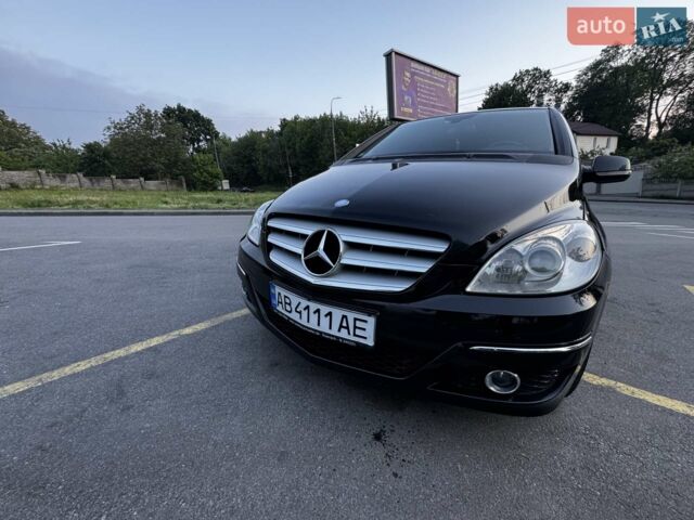Черный Мерседес Б-класс, объемом двигателя 1.99 л и пробегом 200 тыс. км за 7000 $, фото 1 на Automoto.ua