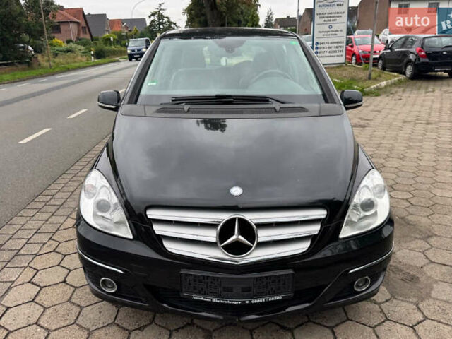 Черный Мерседес Б-класс, объемом двигателя 2 л и пробегом 205 тыс. км за 6650 $, фото 1 на Automoto.ua
