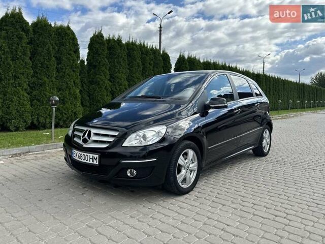 Черный Мерседес Б-класс, объемом двигателя 2 л и пробегом 250 тыс. км за 7700 $, фото 1 на Automoto.ua