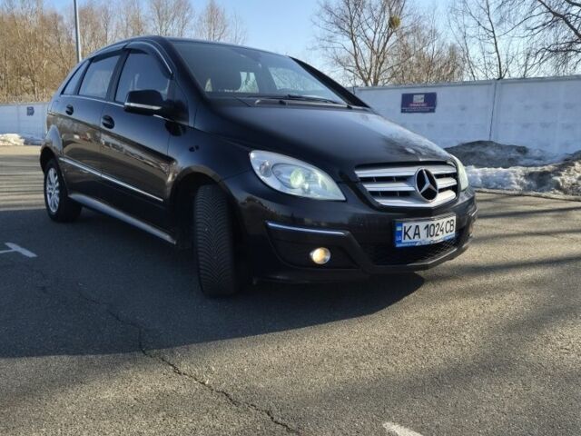 Чорний Мерседес Б-клас, об'ємом двигуна 1.5 л та пробігом 235 тис. км за 7500 $, фото 1 на Automoto.ua