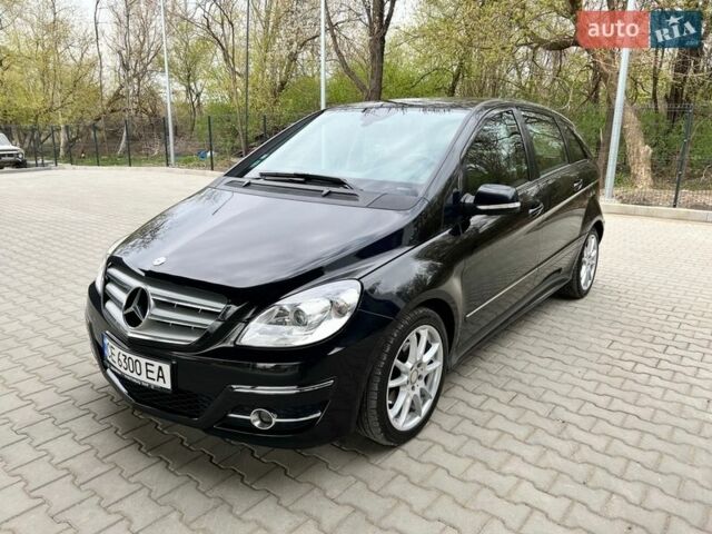 Чорний Мерседес Б-клас, об'ємом двигуна 1.99 л та пробігом 253 тис. км за 7500 $, фото 1 на Automoto.ua