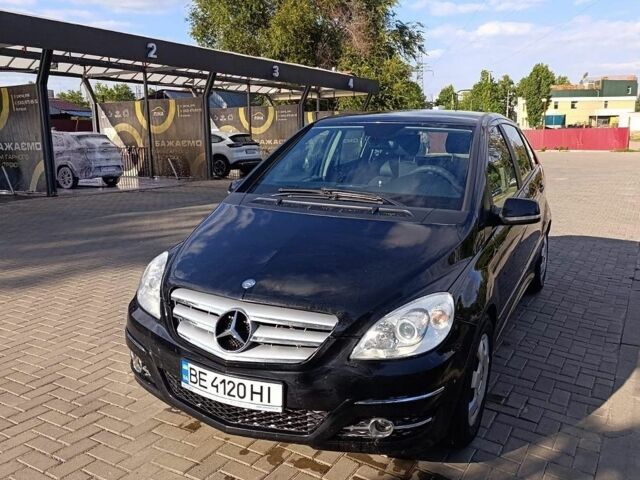 Чорний Мерседес Б-клас, об'ємом двигуна 1.99 л та пробігом 232 тис. км за 8600 $, фото 1 на Automoto.ua
