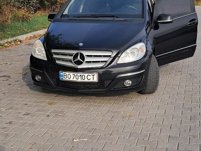 Чорний Мерседес Б-клас, об'ємом двигуна 1.99 л та пробігом 270 тис. км за 6200 $, фото 1 на Automoto.ua
