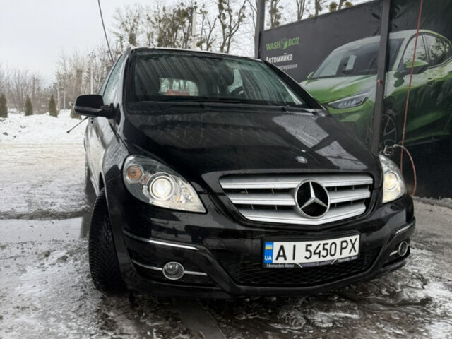 Чорний Мерседес Б-клас, об'ємом двигуна 2.04 л та пробігом 174 тис. км за 9900 $, фото 1 на Automoto.ua