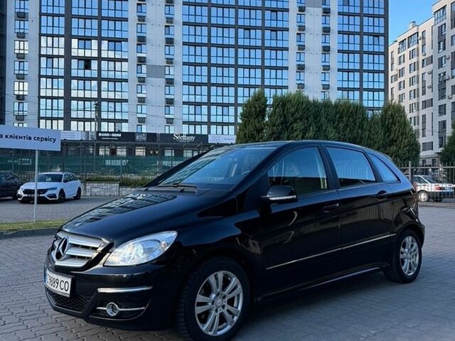 Черный Мерседес Б-класс, объемом двигателя 1.97 л и пробегом 293 тыс. км за 6200 $, фото 1 на Automoto.ua