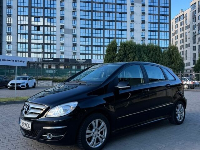 Черный Мерседес Б-класс, объемом двигателя 1.97 л и пробегом 293 тыс. км за 6000 $, фото 1 на Automoto.ua