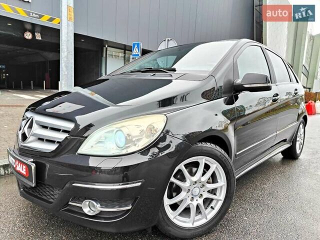 Черный Мерседес Б-класс, объемом двигателя 1.7 л и пробегом 117 тыс. км за 7490 $, фото 1 на Automoto.ua