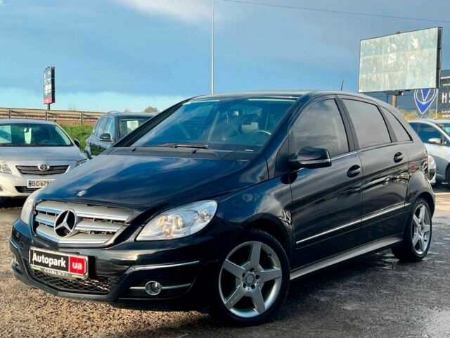 Черный Мерседес Б-класс, объемом двигателя 2 л и пробегом 214 тыс. км за 6990 $, фото 1 на Automoto.ua