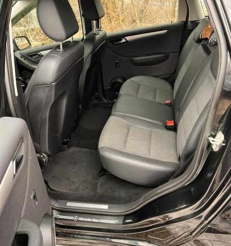 Чорний Мерседес Б-клас, об'ємом двигуна 1.5 л та пробігом 155 тис. км за 7900 $, фото 1 на Automoto.ua