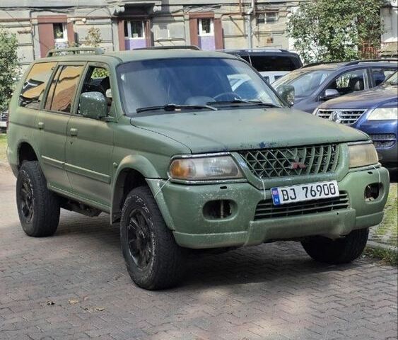 Чорний Мерседес Б-клас, об'ємом двигуна 1.7 л та пробігом 85 тис. км за 7929 $, фото 1 на Automoto.ua