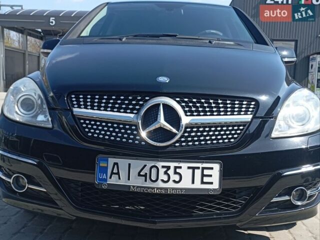 Черный Мерседес Б-класс, объемом двигателя 1.7 л и пробегом 64 тыс. км за 10800 $, фото 1 на Automoto.ua