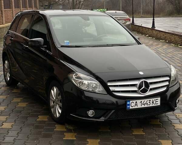 Чорний Мерседес Б-клас, об'ємом двигуна 1.8 л та пробігом 340 тис. км за 10800 $, фото 1 на Automoto.ua