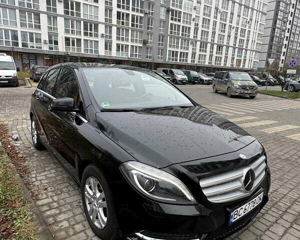 Черный Мерседес Б-класс, объемом двигателя 1.8 л и пробегом 390 тыс. км за 11300 $, фото 1 на Automoto.ua