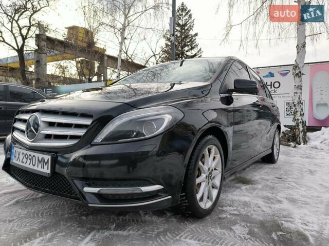 Чорний Мерседес Б-клас, об'ємом двигуна 1.46 л та пробігом 278 тис. км за 10200 $, фото 1 на Automoto.ua