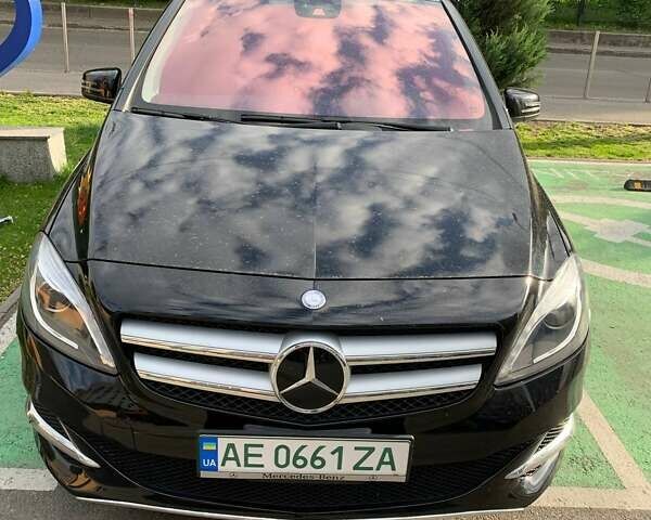 Черный Мерседес Б-класс, объемом двигателя 0 л и пробегом 79 тыс. км за 11999 $, фото 1 на Automoto.ua