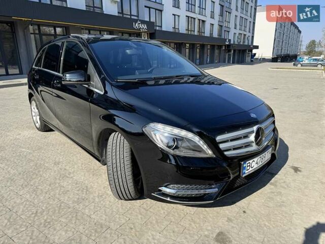 Чорний Мерседес Б-клас, об'ємом двигуна 1.99 л та пробігом 83 тис. км за 11900 $, фото 1 на Automoto.ua