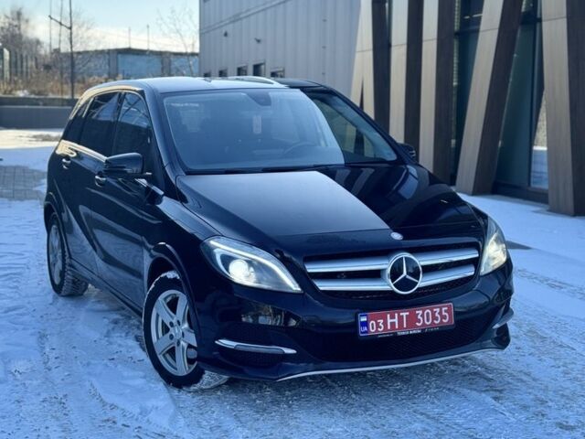 Чорний Мерседес Б-клас, об'ємом двигуна 0 л та пробігом 111 тис. км за 8799 $, фото 1 на Automoto.ua