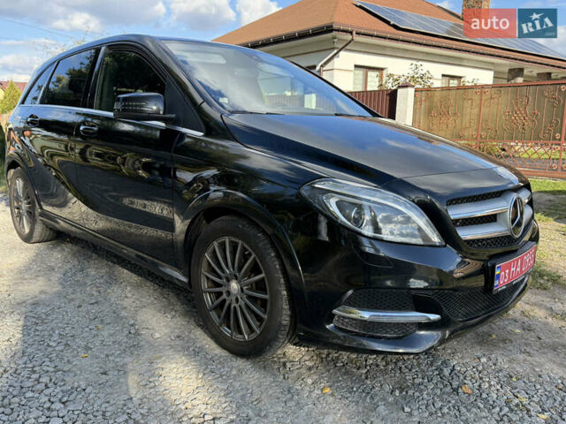 Черный Мерседес Б-класс, объемом двигателя 0 л и пробегом 120 тыс. км за 9499 $, фото 1 на Automoto.ua