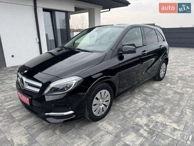 Чорний Мерседес Б-клас, об'ємом двигуна 0 л та пробігом 78 тис. км за 8650 $, фото 1 на Automoto.ua