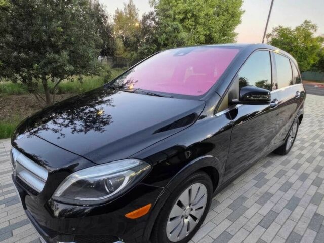 Чорний Мерседес Б-клас, об'ємом двигуна 0 л та пробігом 76 тис. км за 1400 $, фото 1 на Automoto.ua