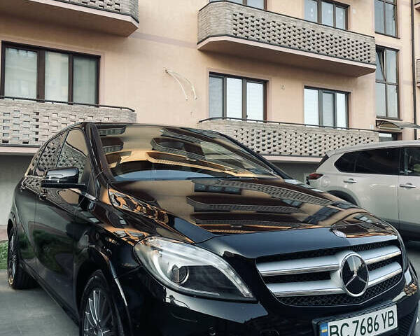 Черный Мерседес Б-класс, объемом двигателя 0 л и пробегом 100 тыс. км за 12700 $, фото 1 на Automoto.ua