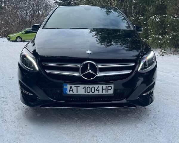 Черный Мерседес Б-класс, объемом двигателя 1.46 л и пробегом 215 тыс. км за 15400 $, фото 1 на Automoto.ua