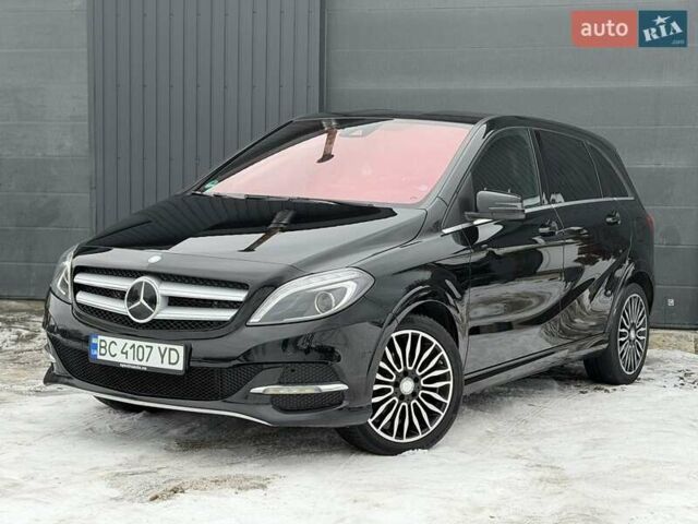 Черный Мерседес Б-класс, объемом двигателя 0 л и пробегом 98 тыс. км за 10200 $, фото 1 на Automoto.ua