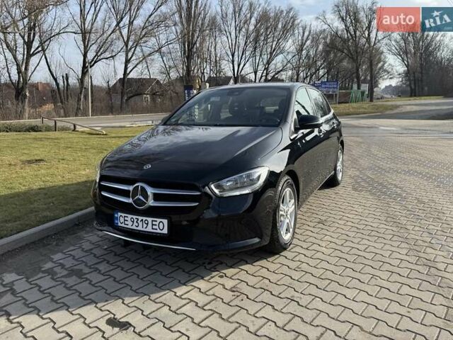 Чорний Мерседес Б-клас, об'ємом двигуна 1.46 л та пробігом 186 тис. км за 24500 $, фото 1 на Automoto.ua
