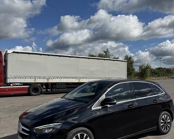 Мерседес Б-клас 2021 у Ирпене на Automoto.ua Чорний Мерседес Б-клас, об'ємом двигуна 2 л та пробігом 190 тис. км за 18800 $, фото 1 на Automoto.ua