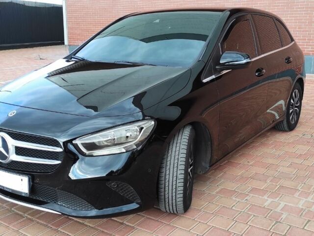 Чорний Мерседес Б-клас, об'ємом двигуна 2 л та пробігом 140 тис. км за 19800 $, фото 1 на Automoto.ua