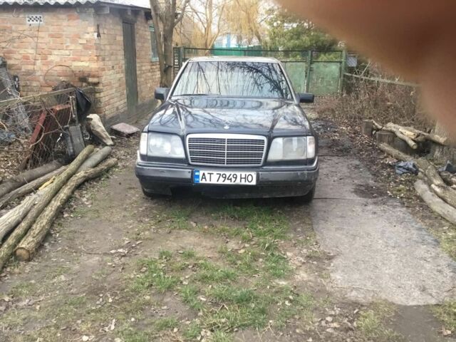 Чорний Мерседес Б-клас, об'ємом двигуна 2 л та пробігом 500 тис. км за 1500 $, фото 1 на Automoto.ua