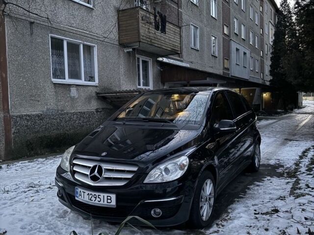 Чорний Мерседес Б-клас, об'ємом двигуна 2 л та пробігом 336 тис. км за 5500 $, фото 1 на Automoto.ua
