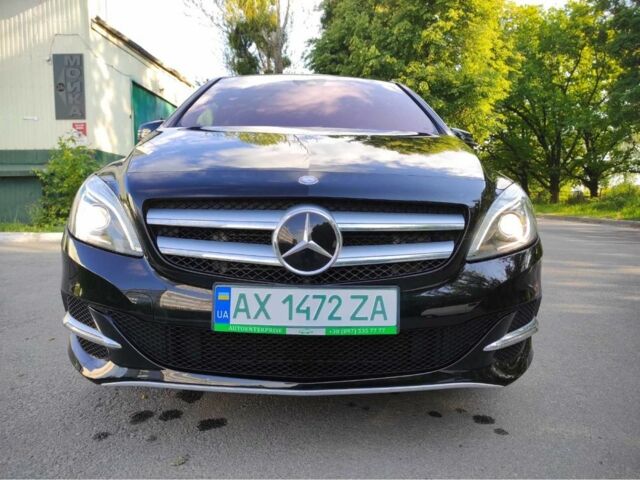 Чорний Мерседес Б-клас, об'ємом двигуна 0 л та пробігом 69 тис. км за 12800 $, фото 1 на Automoto.ua