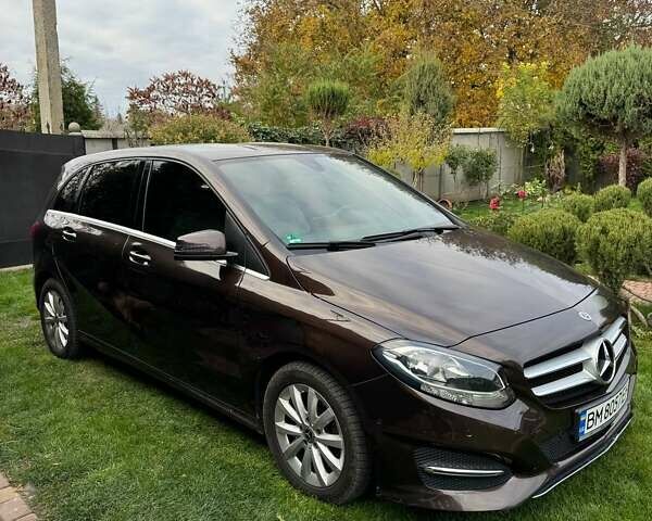 Коричневий Мерседес Б-клас, об'ємом двигуна 1.5 л та пробігом 215 тис. км за 13800 $, фото 1 на Automoto.ua