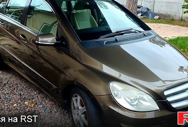 Коричневий Мерседес Б-клас, об'ємом двигуна 2.2 л та пробігом 206 тис. км за 8700 $, фото 1 на Automoto.ua