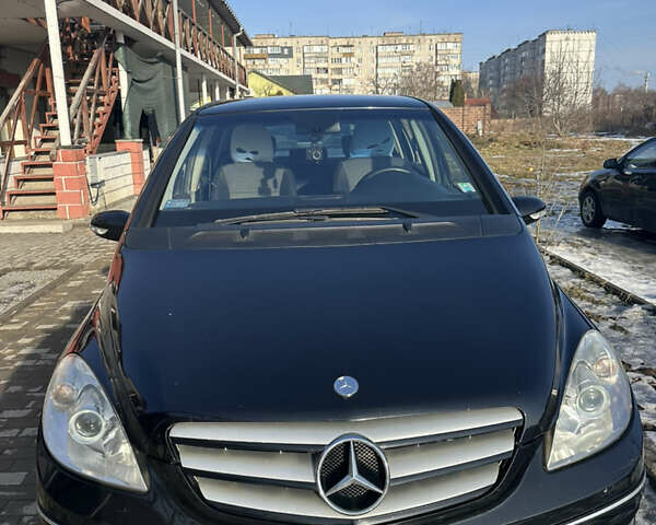 Мерседес Б-клас, об'ємом двигуна 2 л та пробігом 250 тис. км за 5500 $, фото 1 на Automoto.ua