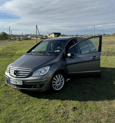 Мерседес Б-класс, объемом двигателя 1.7 л и пробегом 204 тыс. км за 8200 $, фото 1 на Automoto.ua