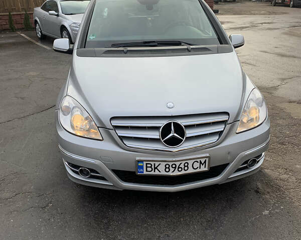 Мерседес Б-класс, объемом двигателя 1.7 л и пробегом 252 тыс. км за 7100 $, фото 1 на Automoto.ua