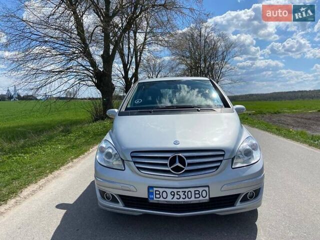 Мерседес Б-класс, объемом двигателя 2 л и пробегом 304 тыс. км за 6399 $, фото 1 на Automoto.ua