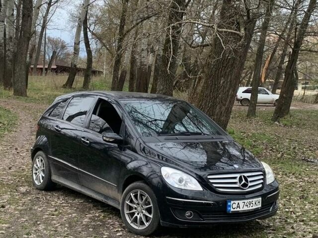 Мерседес Б-клас, об'ємом двигуна 2 л та пробігом 280 тис. км за 5500 $, фото 1 на Automoto.ua