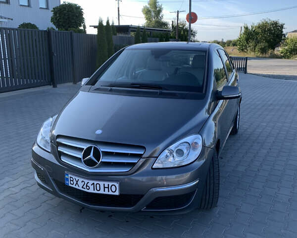 Мерседес Б-клас, об'ємом двигуна 2 л та пробігом 227 тис. км за 8500 $, фото 1 на Automoto.ua