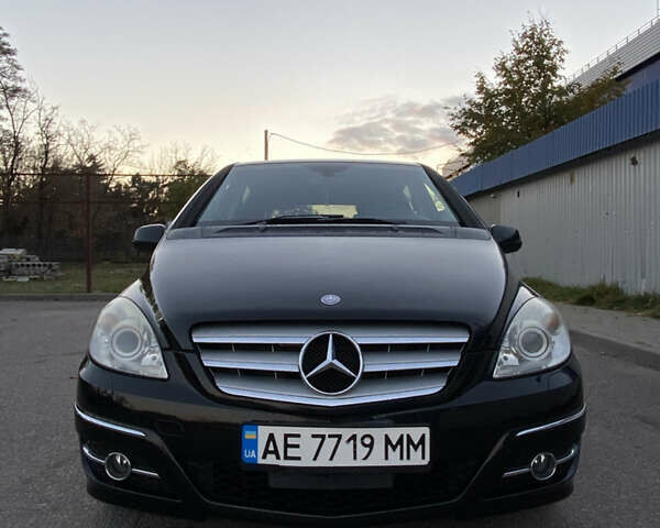 Мерседес Б-класс, объемом двигателя 1.7 л и пробегом 112 тыс. км за 7300 $, фото 1 на Automoto.ua