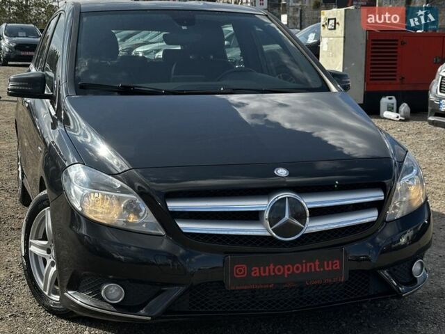 Мерседес Б-класс, объемом двигателя 1.8 л и пробегом 178 тыс. км за 12300 $, фото 1 на Automoto.ua