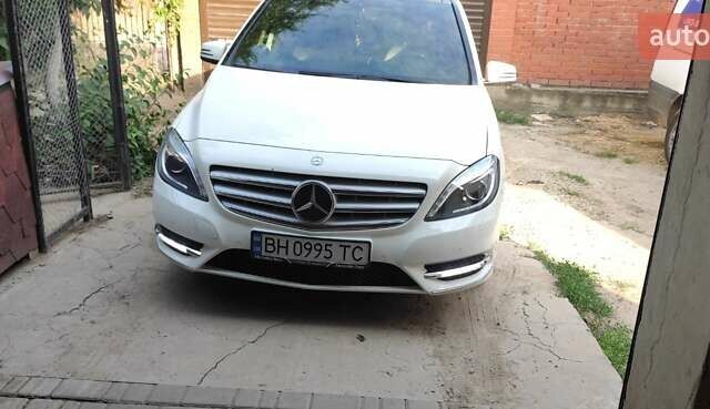 Мерседес Б-класс, объемом двигателя 1.8 л и пробегом 62 тыс. км за 17000 $, фото 1 на Automoto.ua