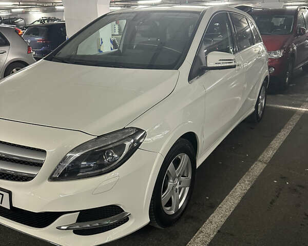 Мерседес Б-класс, объемом двигателя 0 л и пробегом 77 тыс. км за 15200 $, фото 1 на Automoto.ua