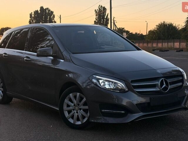 Мерседес Б-класс, объемом двигателя 2.2 л и пробегом 80 тыс. км за 17500 $, фото 1 на Automoto.ua