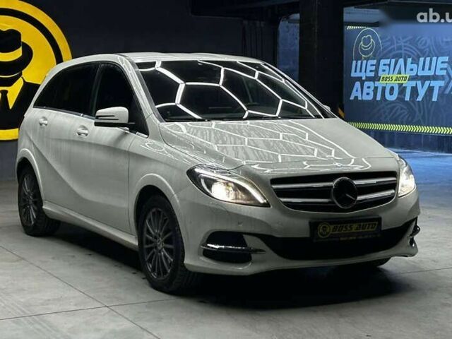 Мерседес Б-класс, объемом двигателя 0 л и пробегом 120 тыс. км за 11800 $, фото 1 на Automoto.ua
